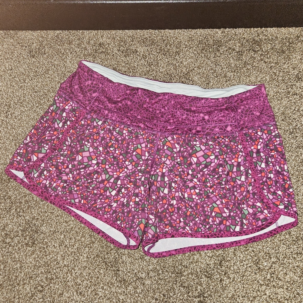 Lulu - Picture 3 of 6